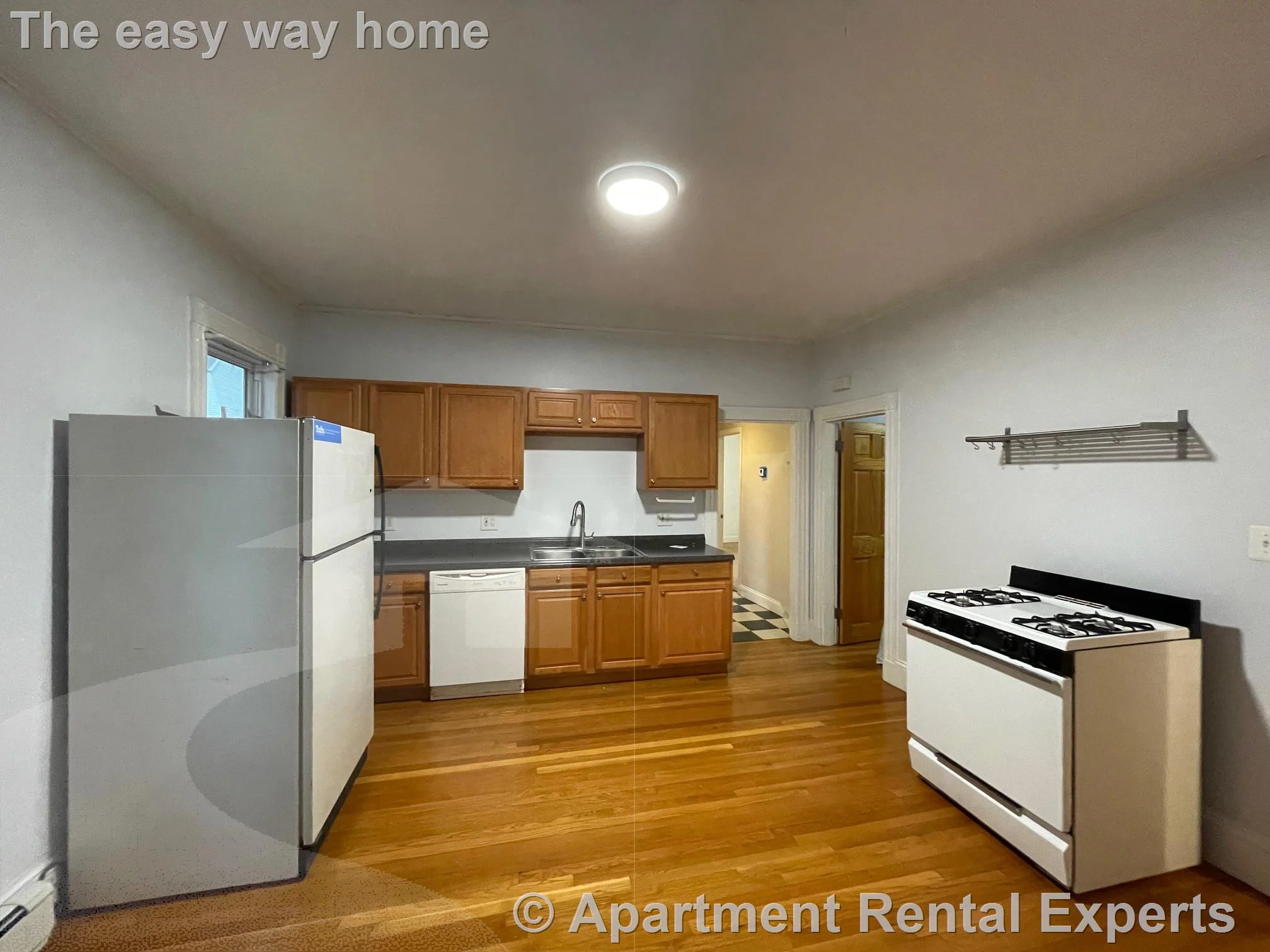 2 bed, 1 bath apartment for rent at 578 Main St Unit 1, Tufts