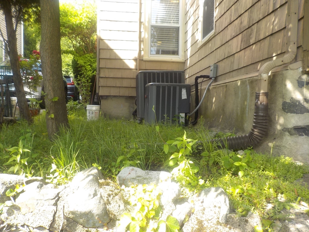 1 bed, 1 bath apartment for rent at 578 Trapelo Rd Unit 1st Floor, Belmont — photo 15 of 22