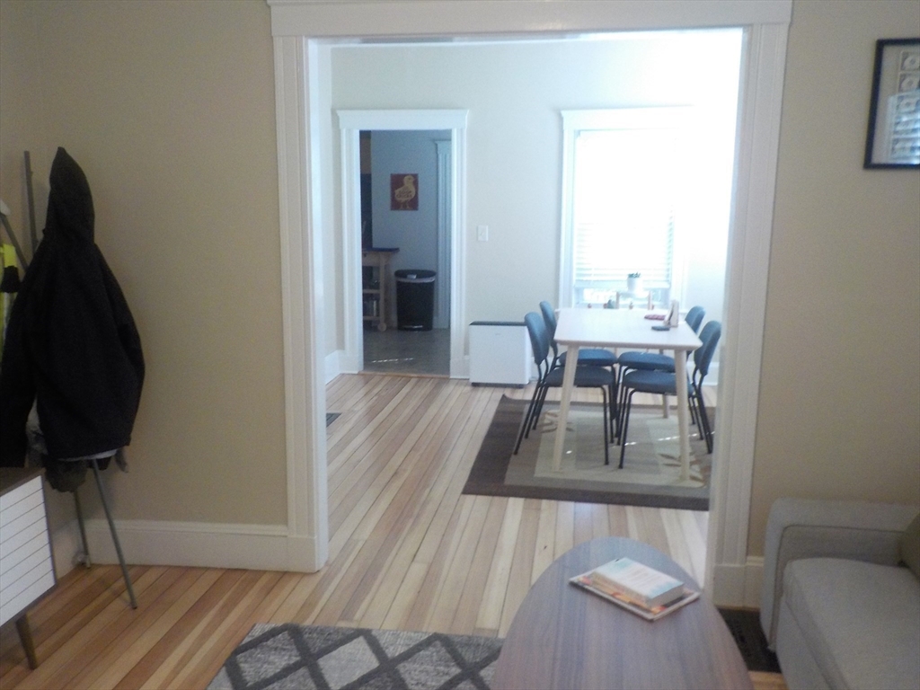 1 bed, 1 bath apartment for rent at 578 Trapelo Rd Unit 1st Floor, Belmont — photo 7 of 22
