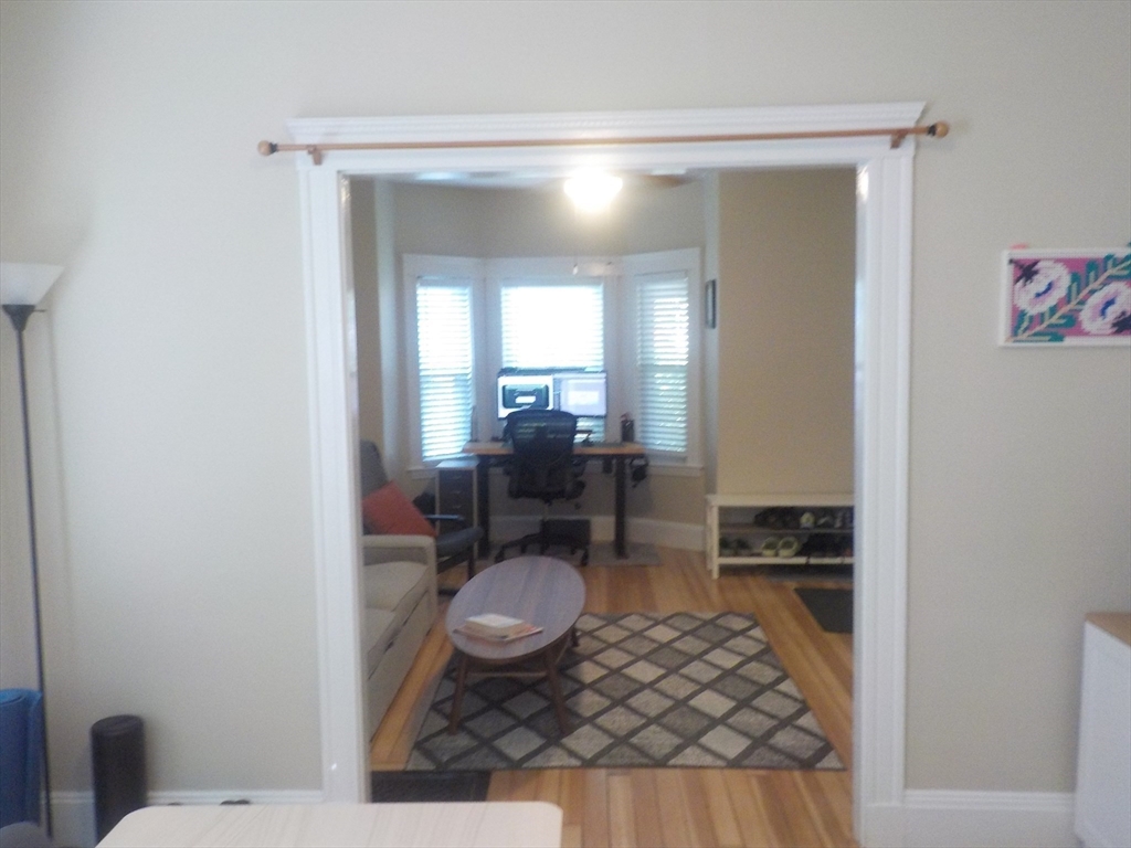 1 bed, 1 bath apartment for rent at 578 Trapelo Rd Unit 1st Floor, Belmont — photo 10 of 22
