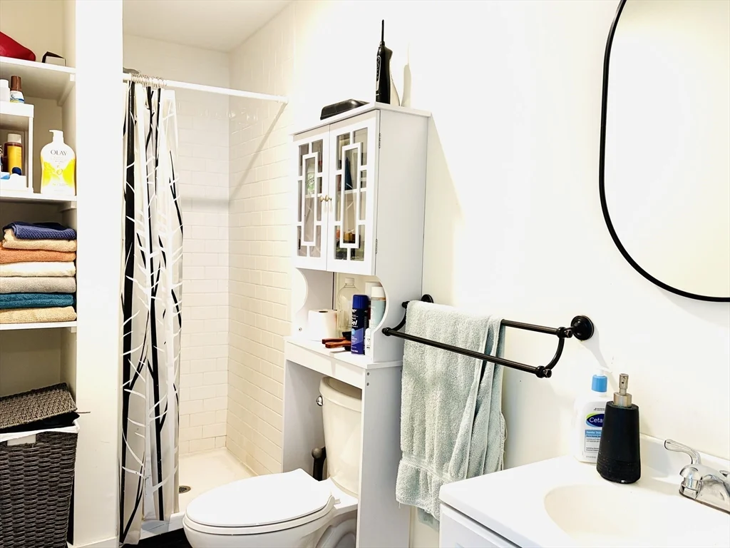 3 bed, 1 bath apartment for rent at 579 Bay St Unit 2, Taunton — photo 9 of 11