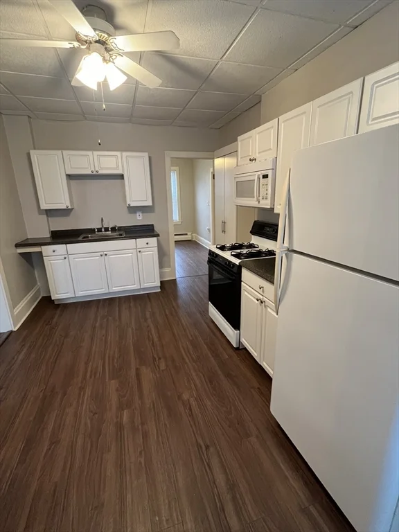 1 bed, 1 bath apartment for rent at 579 South Ave Unit 1, Whitman — photo 3 of 10