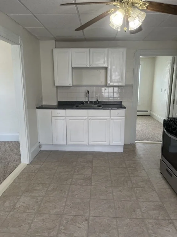 1 bed, 1 bath apartment for rent at 579 South Ave Unit 3, Whitman — photo 2 of 7