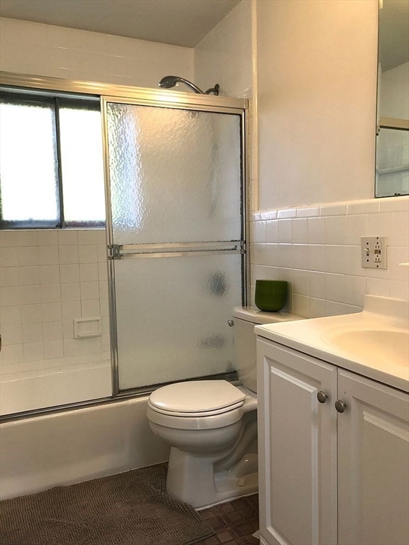 2 bed, 1 bath apartment for rent at 57A St Paul Unit 2, Brookline — photo 10 of 11