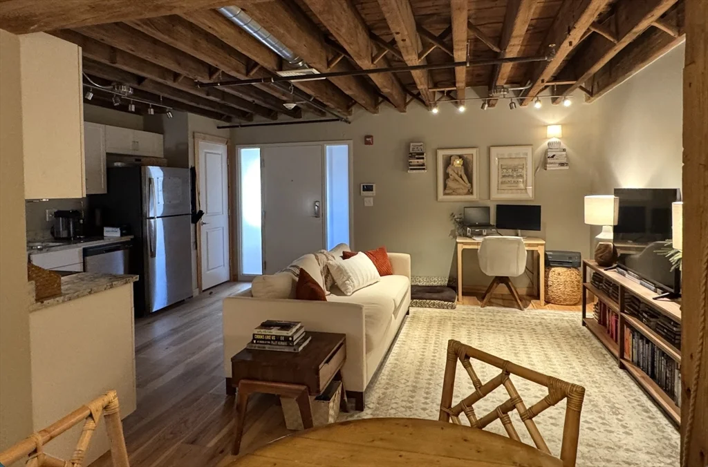 2 bed, 1 bath apartment for rent at 58 13th St Unit 120, Charlestown — photo 2 of 6