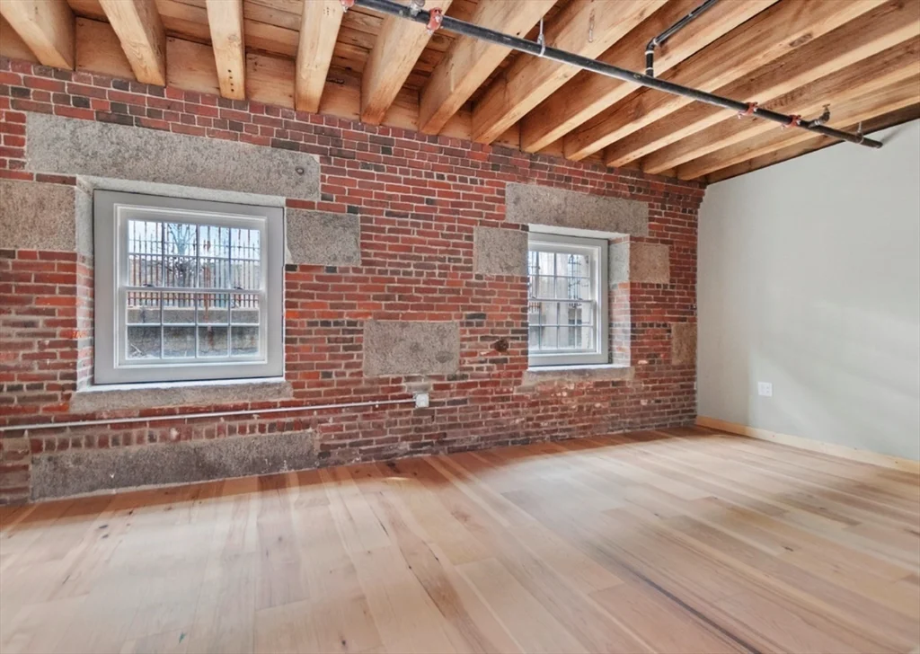 3 bed, 2 bath apartment for rent at 58 13th St Unit 129, Charlestown — photo 5 of 7