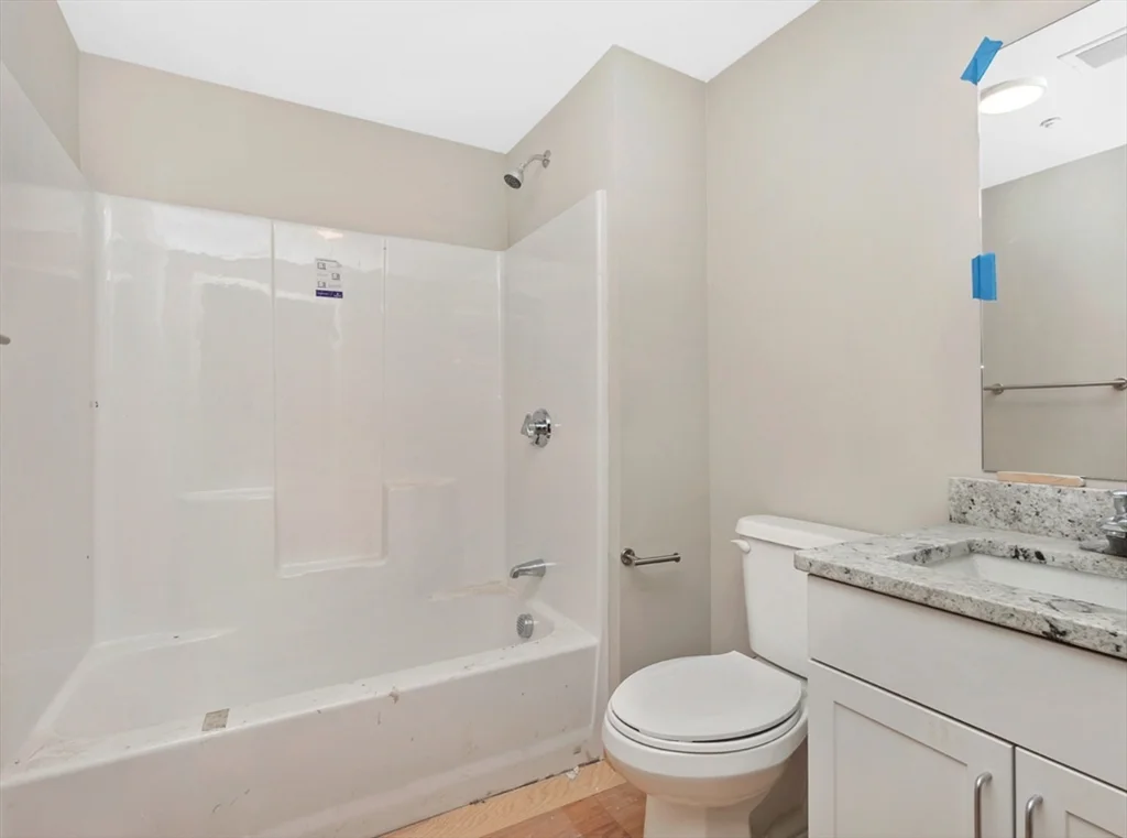 3 bed, 2 bath apartment for rent at 58 13th St Unit 129, Charlestown — photo 6 of 7
