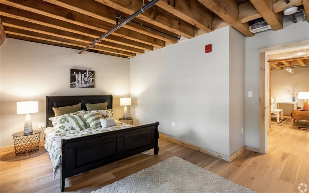1 bed, 1 bath apartment for rent at 58 13th St Unit 131, Charlestown — photo 4 of 6