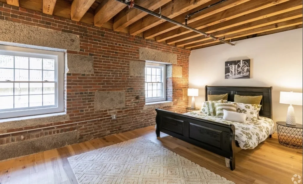 1 bed, 1 bath apartment for rent at 58 13th St Unit 131, Charlestown — photo 3 of 6
