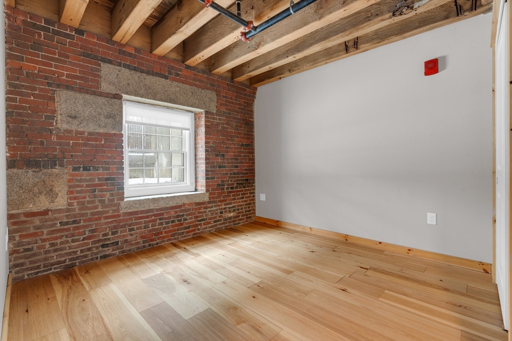 2 bed, 1 bath apartment for rent at 58 13th St Unit 149, Charlestown — photo 5 of 6