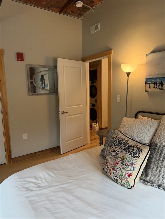 2 bed, 1 bath apartment for rent at 58 13th St Unit 200, Charlestown — photo 6 of 9