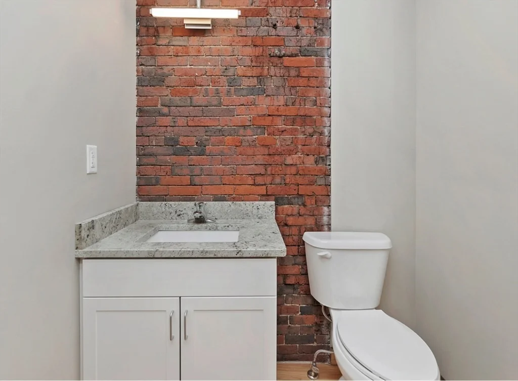 3 bed, 2 bath apartment for rent at 58 13th St Unit T-101, Charlestown — photo 4 of 6