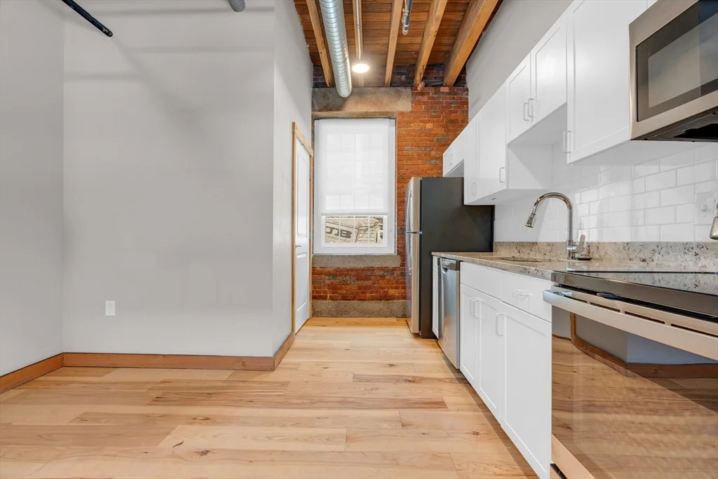 2 bed, 1 bath apartment for rent at 58 13th St Unit T-105, Charlestown — photo 3 of 15