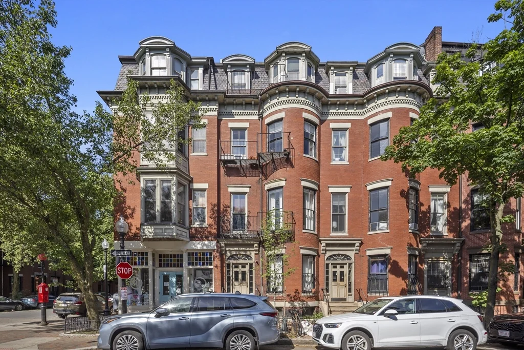 1 bed, 1 bath apartment for rent at 58-60 Clarendon St Unit 3, South End — photo 5 of 12