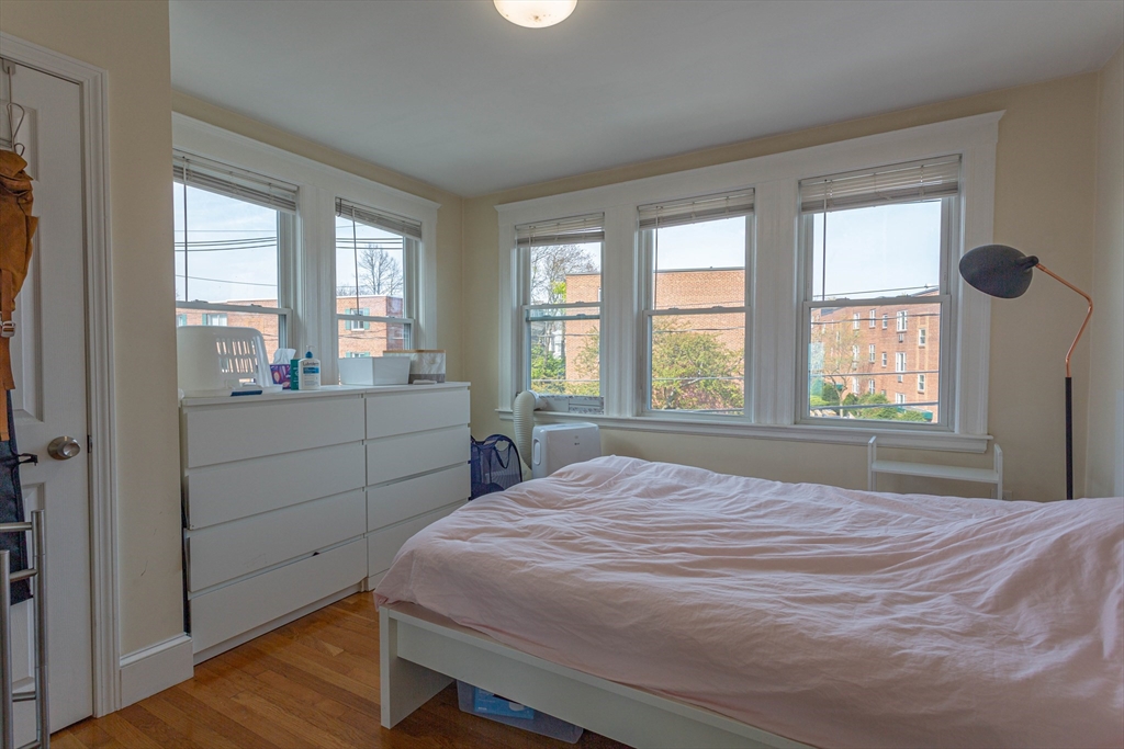 3 bed, 2 bath apartment for rent at 58-60 Colborne Rd Unit 58, Brighton — photo 7 of 10