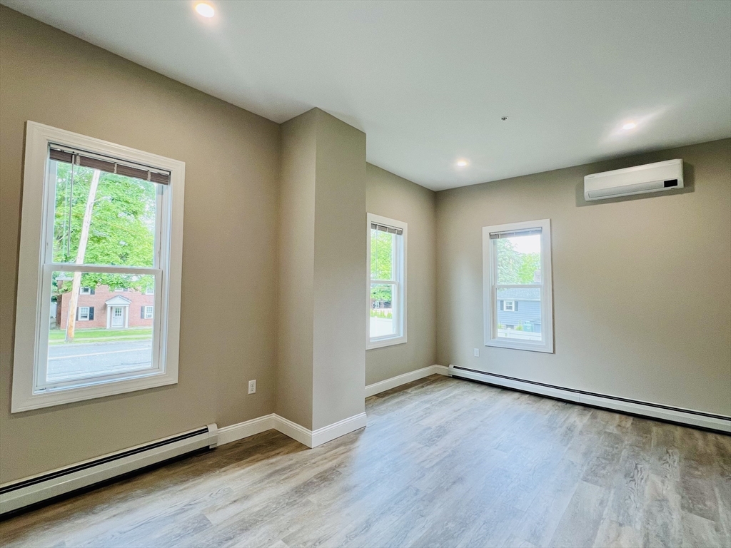 1 bed, 1 bath apartment for rent at 58-60 Mineral St Unit 60, Reading — photo 8 of 25