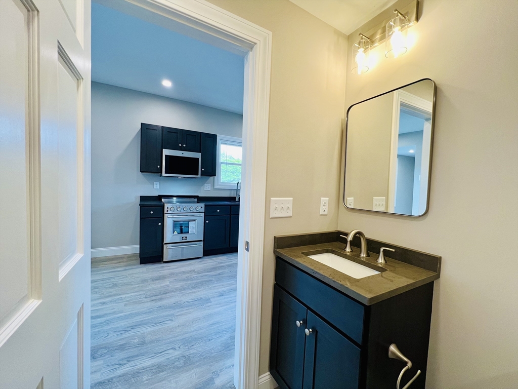 1 bed, 1 bath apartment for rent at 58-60 Mineral St Unit 60, Reading — photo 16 of 25