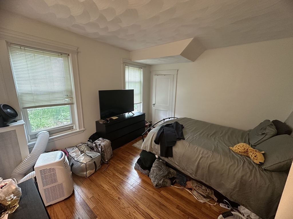 2 bed, 1 bath apartment for rent at 58-60 Palfrey St Unit 58, Watertown — photo 6 of 12