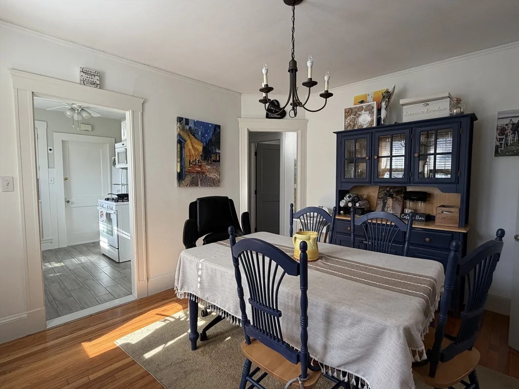 2 bed, 1 bath apartment for rent at 58-60 Palfrey St Unit 60, Watertown — photo 5 of 9