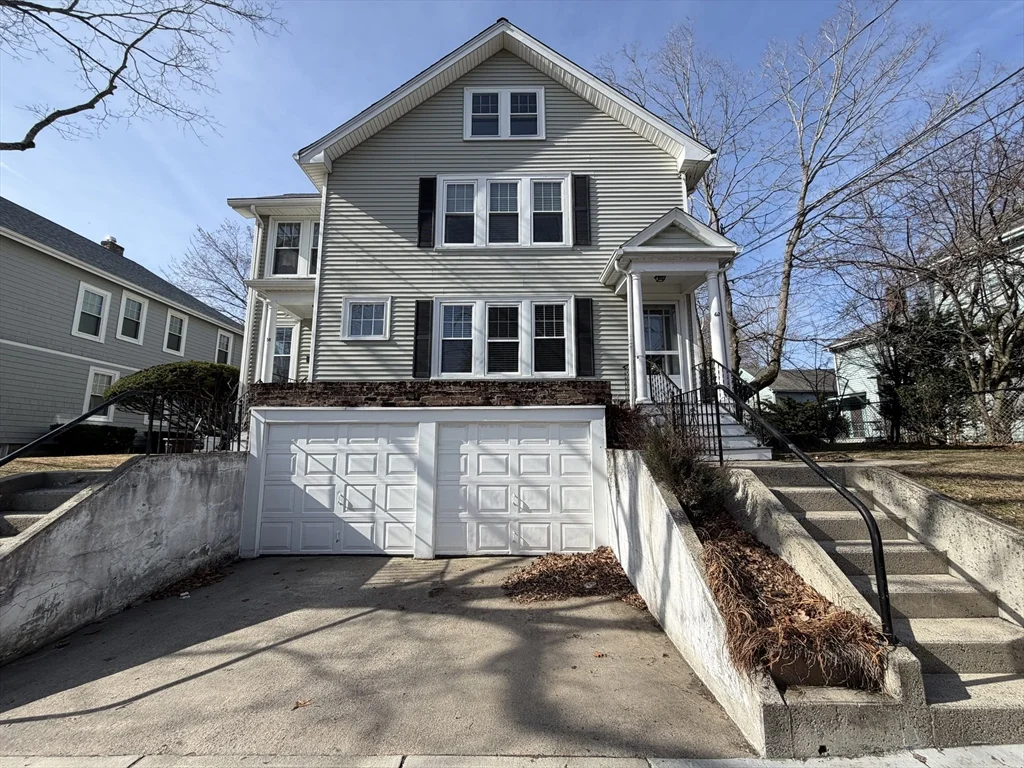 2 bed, 1 bath apartment for rent at 58-60 Palfrey St Unit 60, Watertown — photo 1 of 9