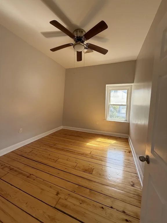 3 bed, 1 bath apartment for rent at 58-60 Park St Unit 3, Fall River — photo 5 of 8
