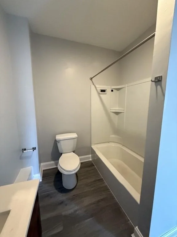3 bed, 1 bath apartment for rent at 58-60 Park St Unit 3, Fall River — photo 8 of 8