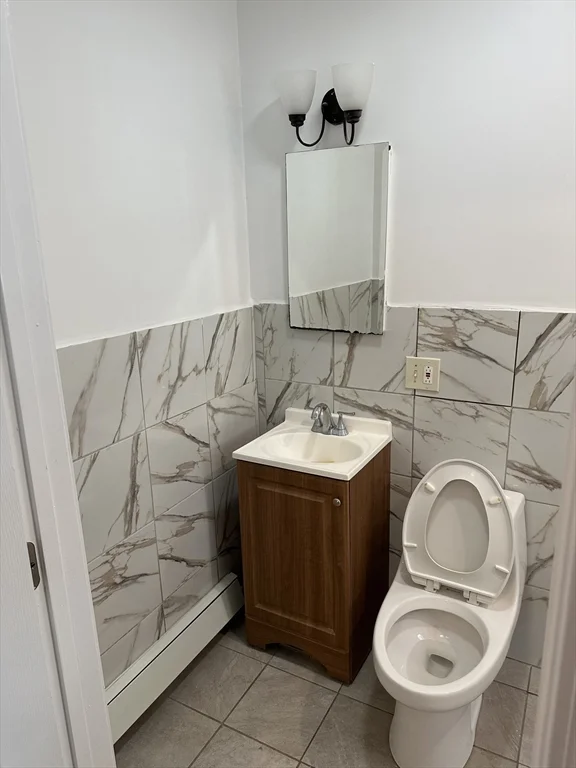 3 bed, 1 bath apartment for rent at 58-60 Waverly St Unit 1, Brighton — photo 9 of 12