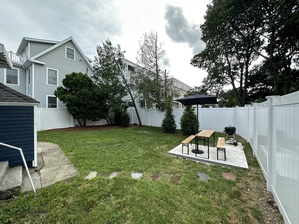 3 bed, 1 bath apartment for rent at 58-60 Waverly St Unit 1, Brighton — photo 12 of 12