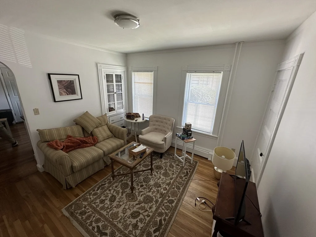 3 bed, 1 bath apartment for rent at 58-60 Waverly St Unit 1, Brighton — photo 1 of 12