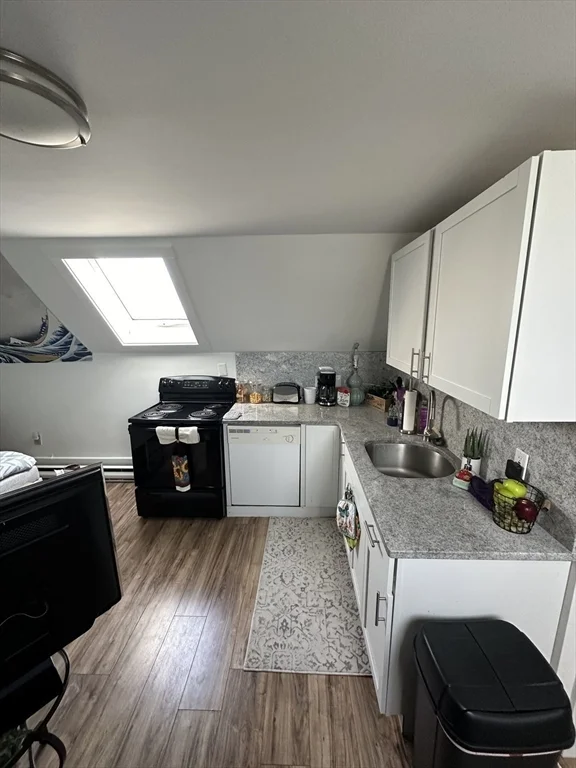 1 bed, 1 bath apartment for rent at 58-60 Waverly St Unit 3, Brighton — photo 4 of 12