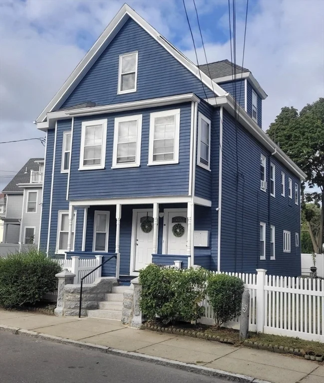 1 bed, 1 bath apartment for rent at 58-60 Waverly St Unit 3, Brighton