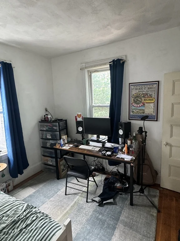 4 bed, 2 bath apartment for rent at 58 Aspinwall Ave Unit 1, Coolidge Corner — photo 14 of 20