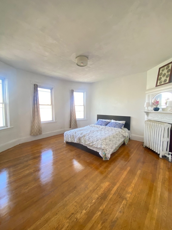 4 bed, 2 bath apartment for rent at 58 Aspinwall Ave Unit 3, Brookline — photo 7 of 10