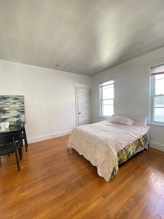 4 bed, 2 bath apartment for rent at 58 Aspinwall Ave Unit 3, Brookline — photo 6 of 10
