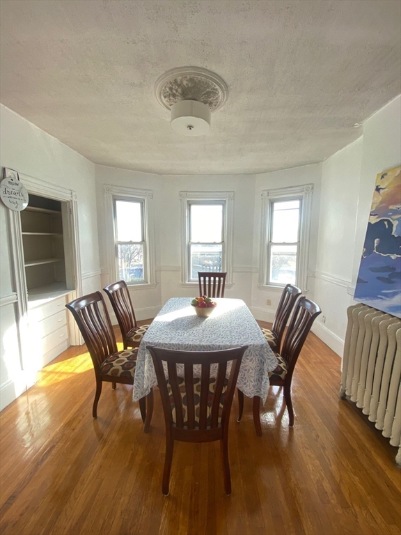 4 bed, 2 bath apartment for rent at 58 Aspinwall Ave Unit 3, Brookline — photo 3 of 10