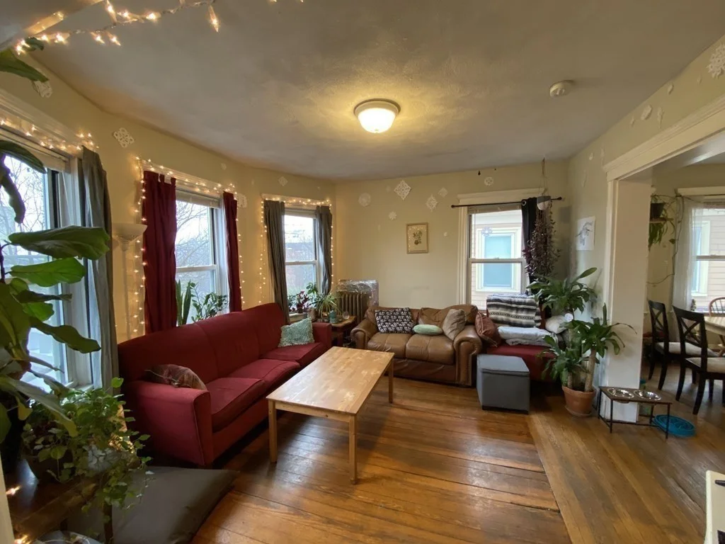 5 bed, 2 bath apartment for rent at 58 Atherton Rd Unit 2, Coolidge Corner — photo 5 of 20