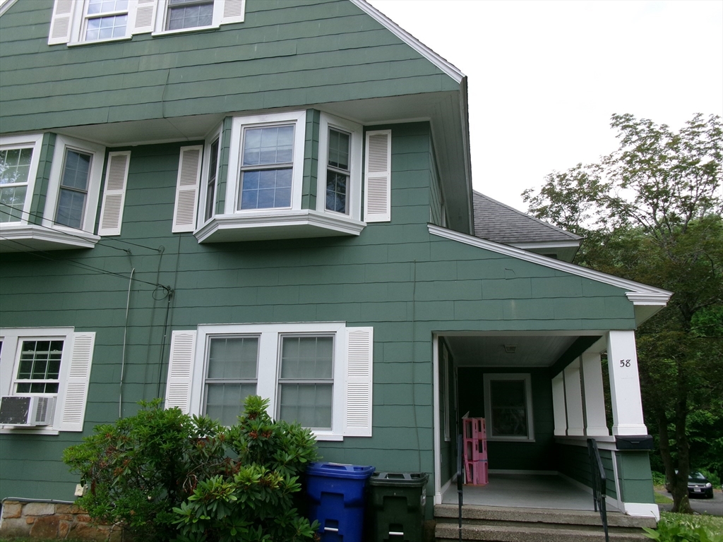 3 bed, 1 bath apartment for rent at 58 Bancroft Park Unit 58, Hopedale — photo 1 of 10