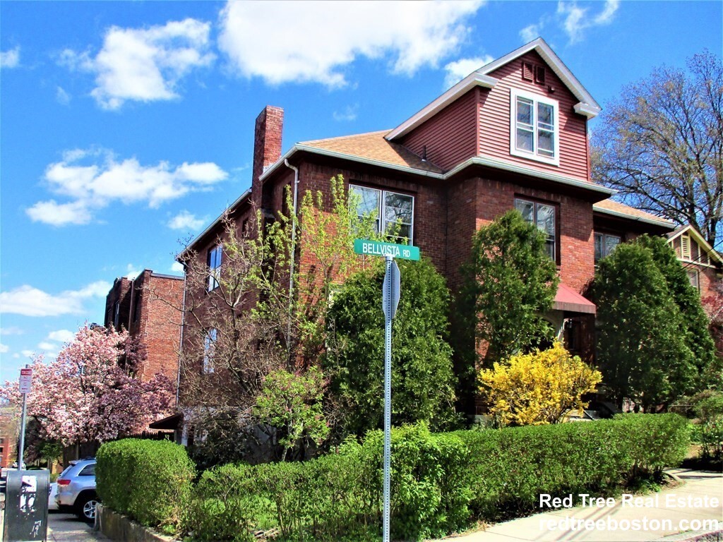 4 bed, 1.5 bath apartment for rent at 58 Bellvista Rd Unit 2, Allston — photo 24 of 27