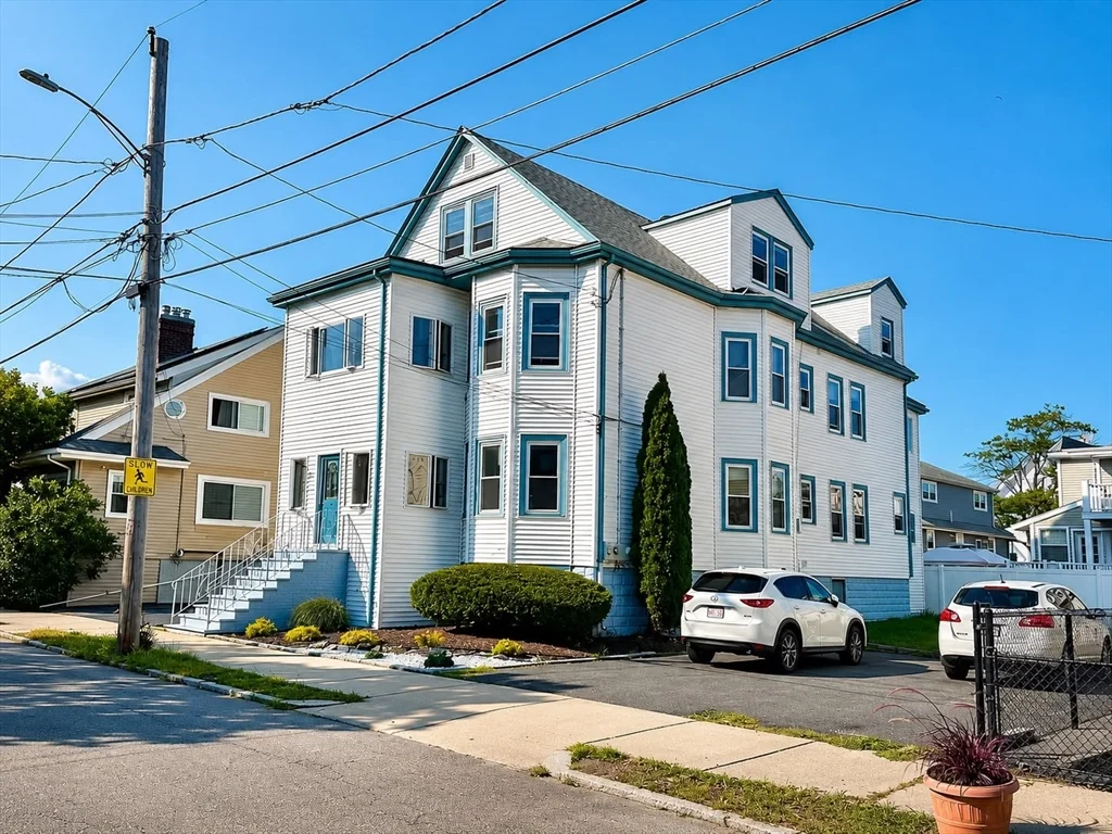3 bed, 1 bath apartment for rent at 58 Bickford Ave Unit 1, Revere — photo 1 of 8