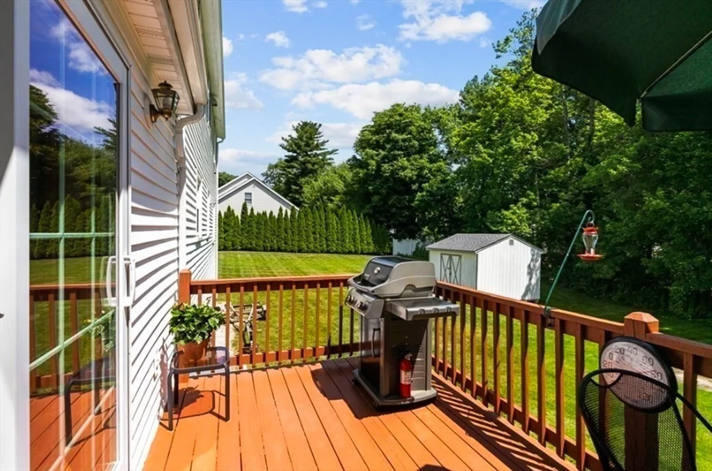 4 bed, 2 bath apartment for rent at 58 Brandon St, Billerica — photo 8 of 26