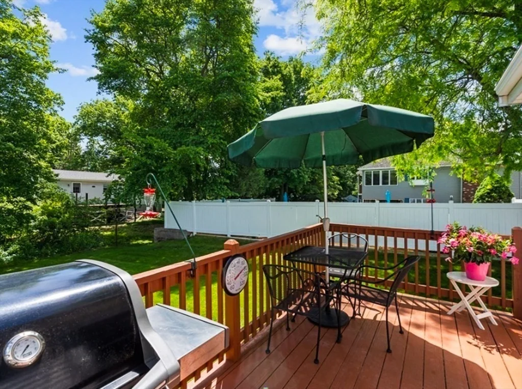 4 bed, 2 bath apartment for rent at 58 Brandon St, Billerica — photo 5 of 26