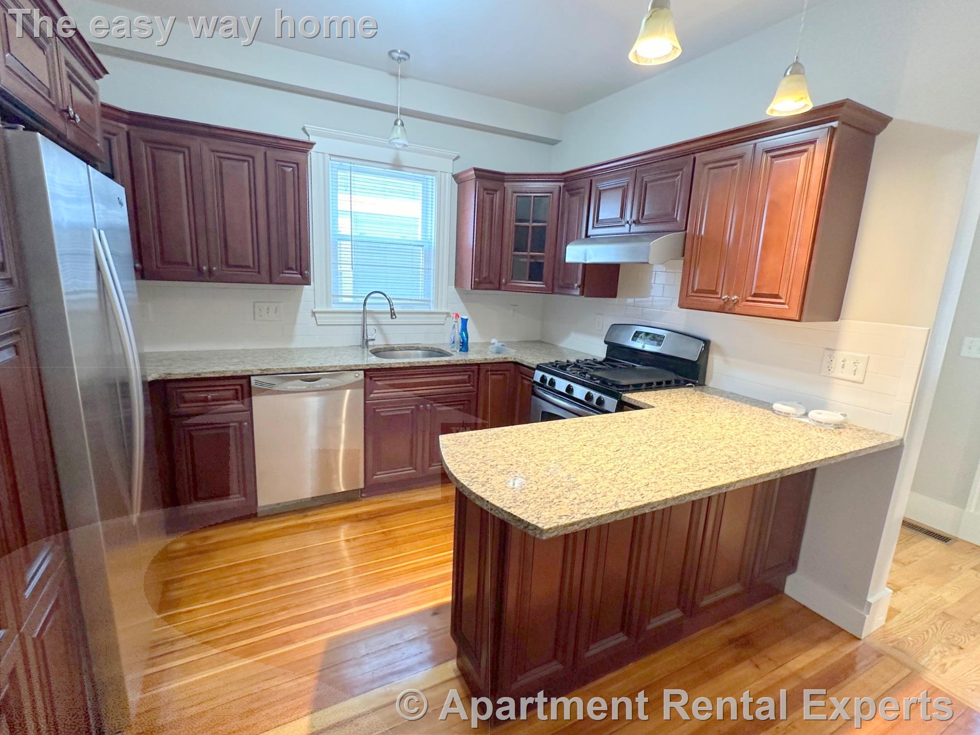 4 bed, 2 bath apartment for rent at 58 Bromfield Rd Unit 1, Tufts — photo 1 of 30