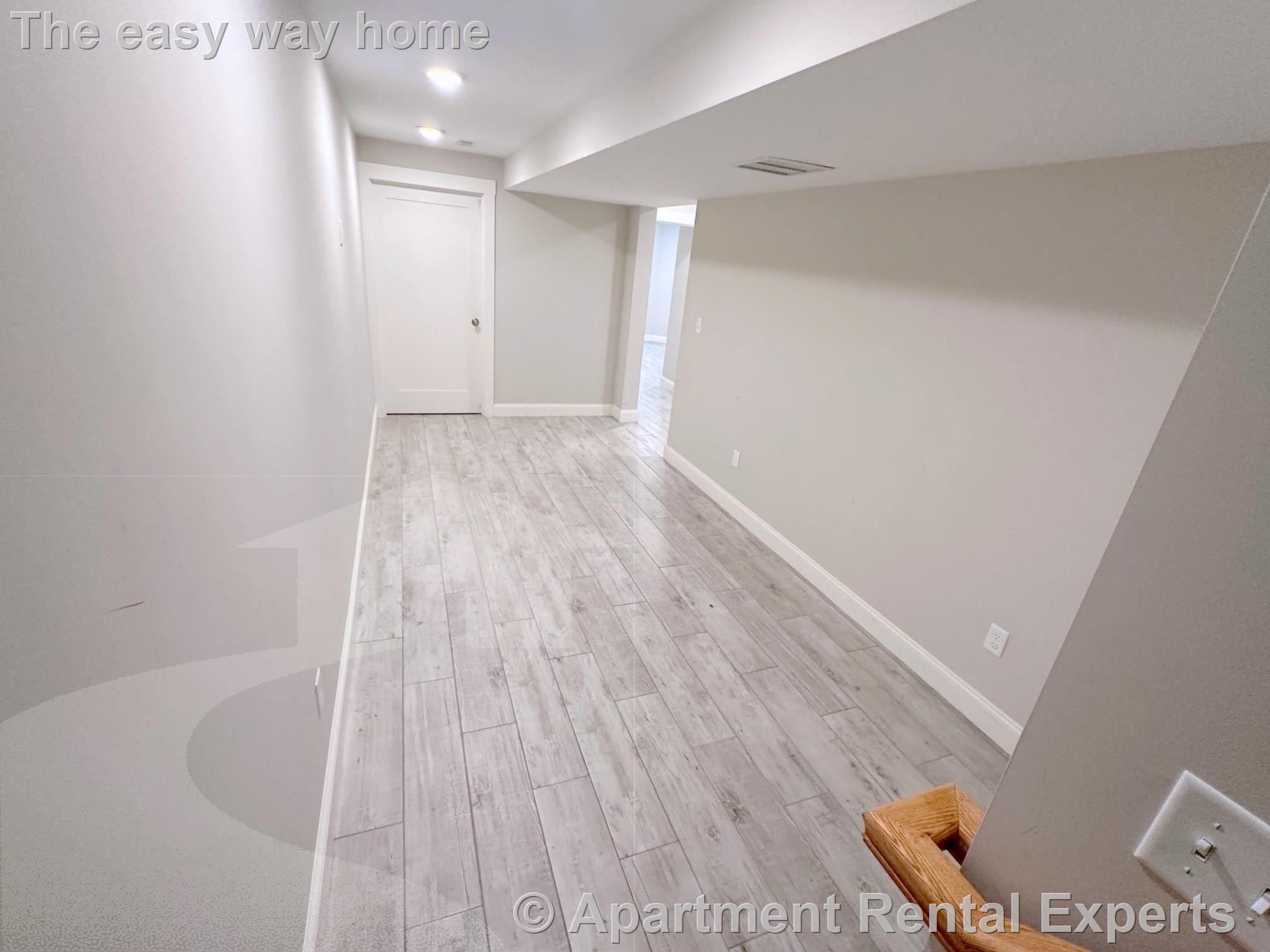 4 bed, 2 bath apartment for rent at 58 Bromfield Rd Unit 1, Tufts — photo 17 of 30