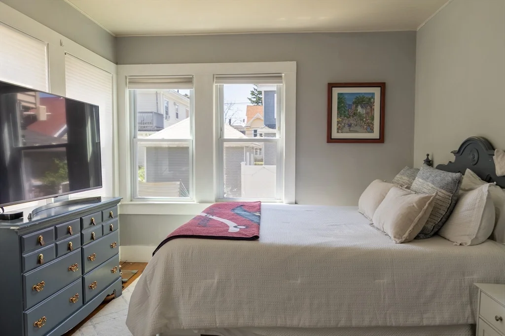 3 bed, 1 bath apartment for rent at 58 Bromfield St Unit 1, North Quincy — photo 14 of 15