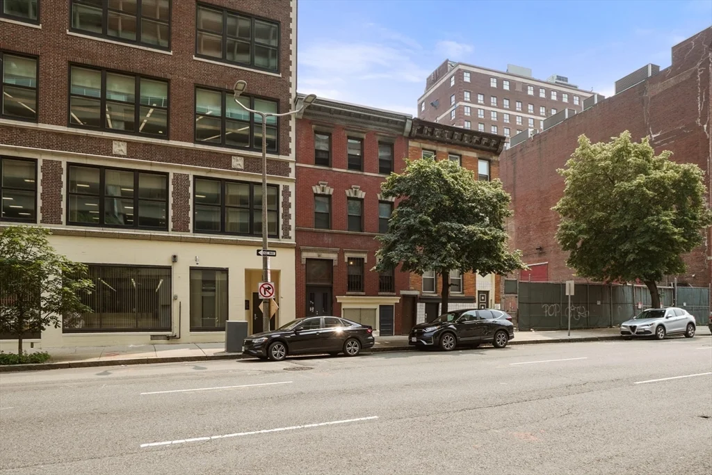 3 bed, 1 bath apartment for rent at 58 Charles St S Unit 3, Boston Downtown — photo 23 of 23