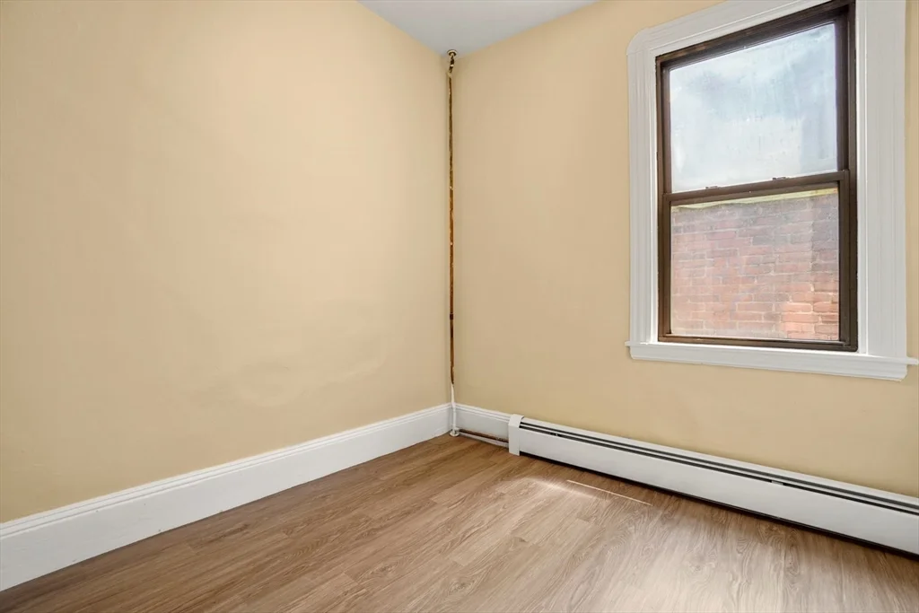 3 bed, 1 bath apartment for rent at 58 Charles St S Unit 3, Boston Downtown — photo 15 of 23