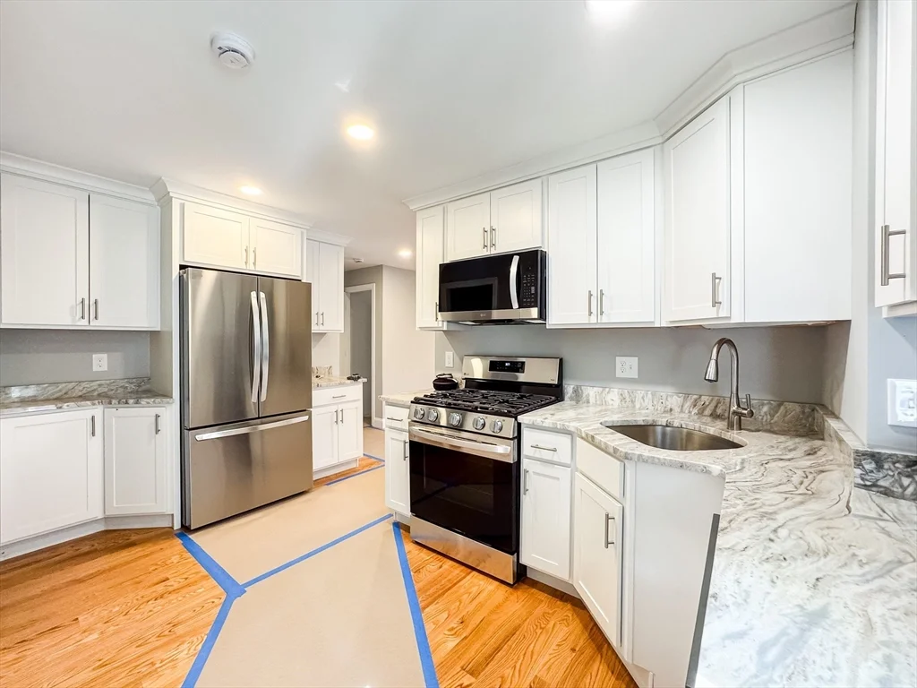 2 bed, 1 bath apartment for rent at 58 Chestnut St Unit 1, Chelsea — photo 4 of 14