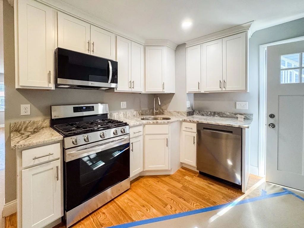 2 bed, 1 bath apartment for rent at 58 Chestnut St Unit 1, Chelsea — photo 5 of 14