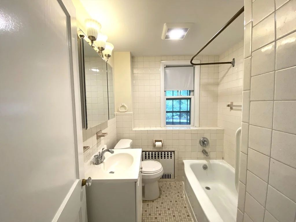 4 bed, 2 bath apartment for rent at 58 Dunster Rd Unit 2, Boston — photo 21 of 41