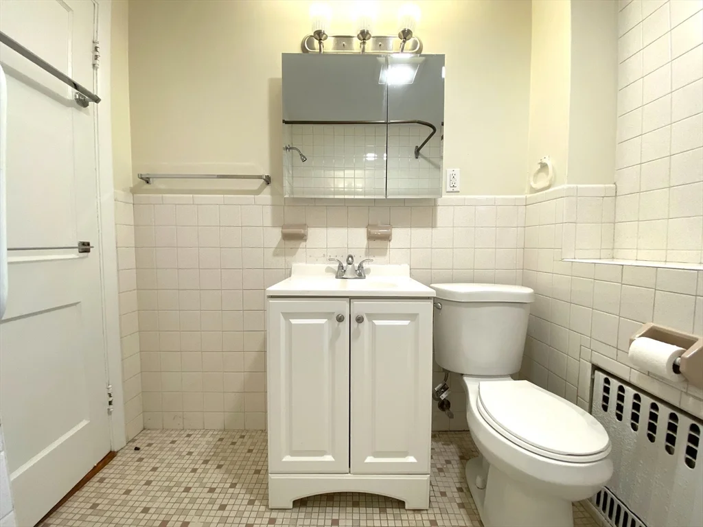 4 bed, 2 bath apartment for rent at 58 Dunster Rd Unit 2, Boston — photo 22 of 41